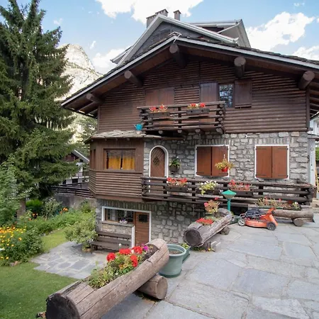 Lejlighed Chalet Svizzero Le Volpi *