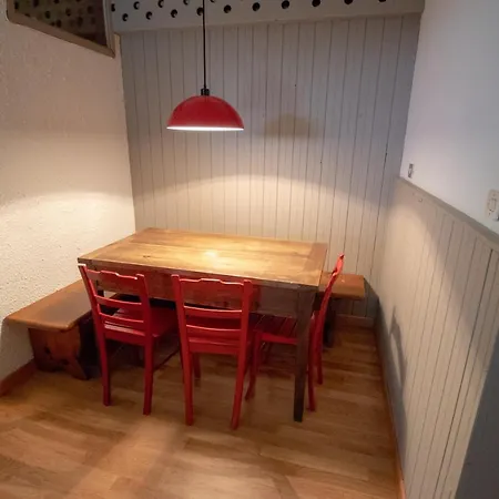 Lejlighed Chalet Svizzero Le Volpi *