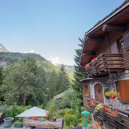 Chalet Svizzero Le Volpi * Courmayeur